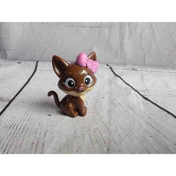 Mattel Barbie Mini Kitty Cat Kitten Figurine brown cat pink bow - Picture 1 of 4